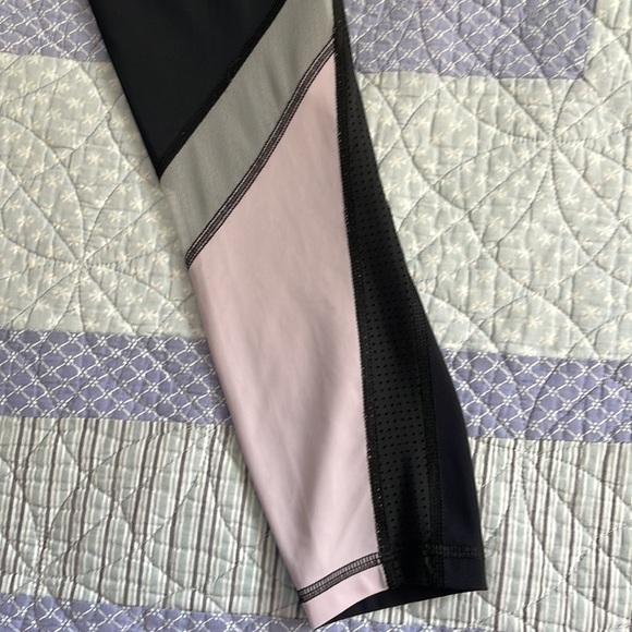 TRI Color Alala Athletic Leggings size S - Picture 12 of 15